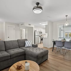 Bright & Modern 2BR/1BA – Sun City Escape