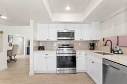 3BR w/ FREE Pool Heat | Hatcher Hideaway - Image 4