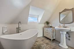 Prescott Getaway Unit #2 | 2BR | Historic Charm - Image 2