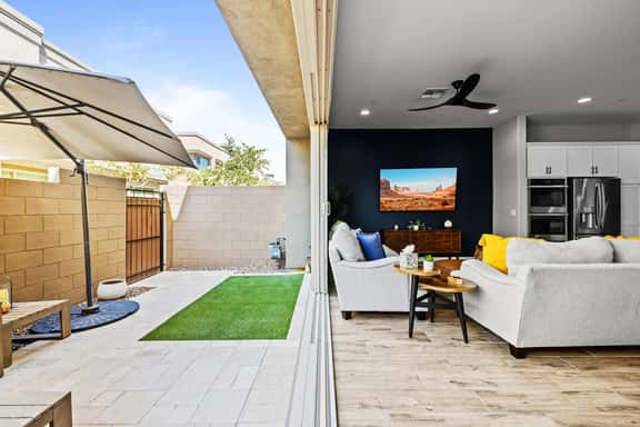 Luna Luxe Rooftop Retreat | 3BR ⢠2.5BA ⢠Pool - Image 1