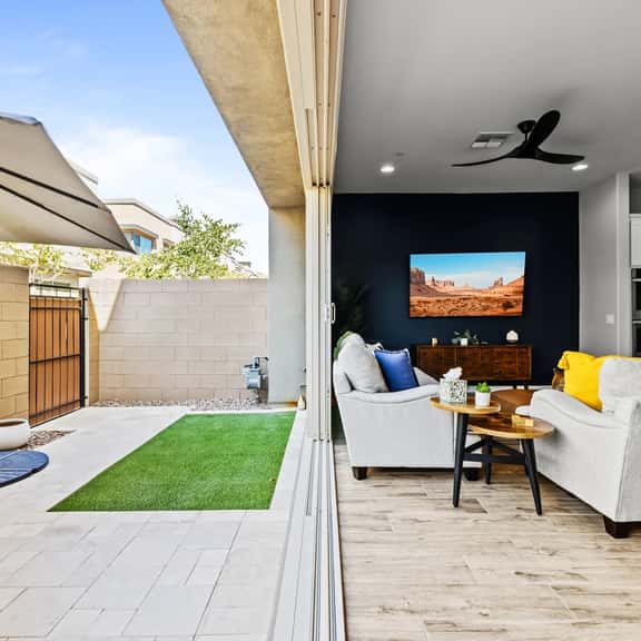 Luna Luxe Rooftop Retreat | 3BR ⢠2.5BA ⢠Pool - Image 1