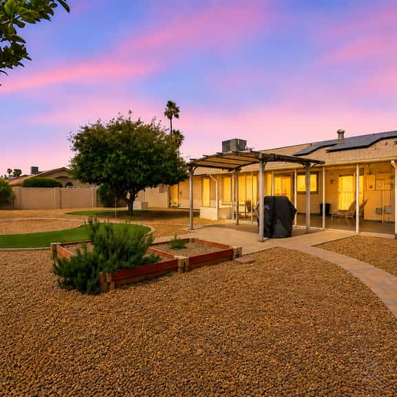 Tranquil Sun City West 2BR | 55+ Community Pool - Image 1