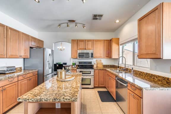 Peoria Home with Heated Pool + Hot Tub - Image 4