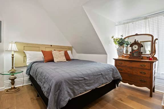 Prescott Getaway Unit #2 | 2BR | Historic Charm - Image 5