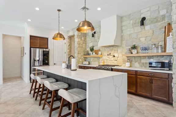 The Hideaway: 3bd | 2bth - Image 2