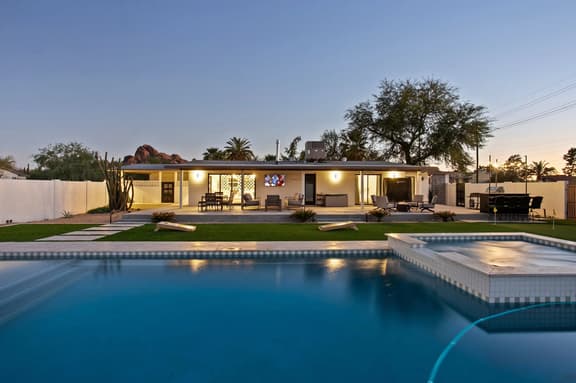 Camelback Casa | 4BR in Scottsdale | Heated Pool & Hot Tub - Image 1