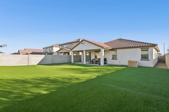 Running Deer Getaway | 3 Bed + Office • 2 Bath - Image 1