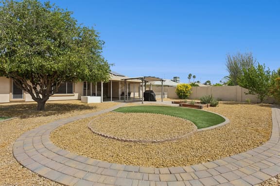 Tranquil Sun City West Stay | Bright 2BR Home - Image 1